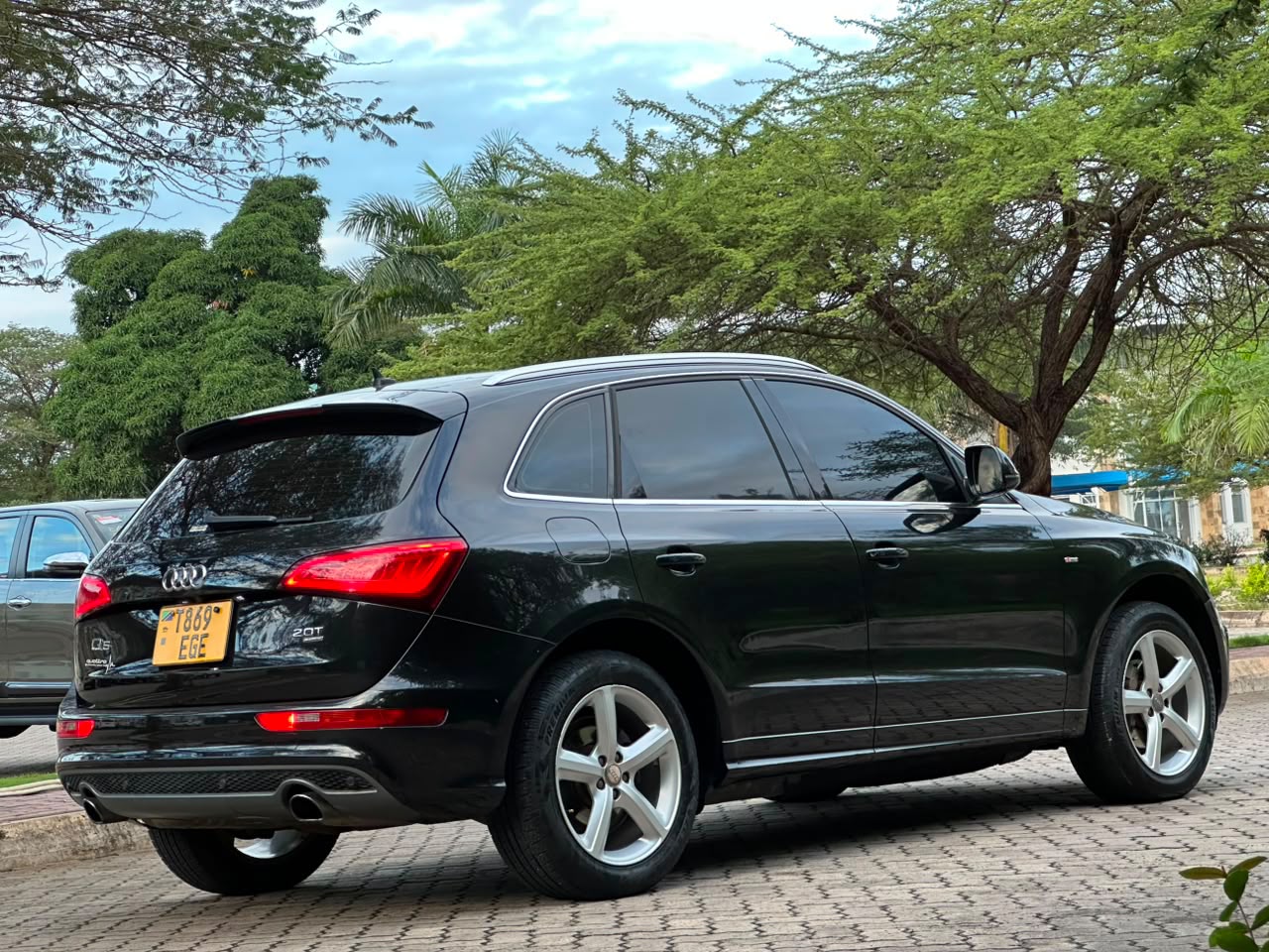 AUDI Q5 S Line (NDAR0) thumbnail 8